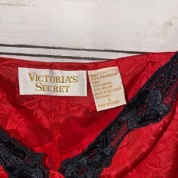❤️🌹 Victoria’s Secret Vintage Red Teddy❤️🌹 - Picture 7 of 7